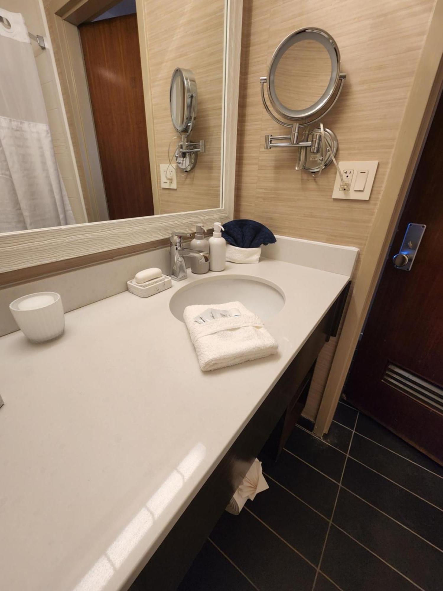 Illinois Beach Hotel Zion 外观 照片